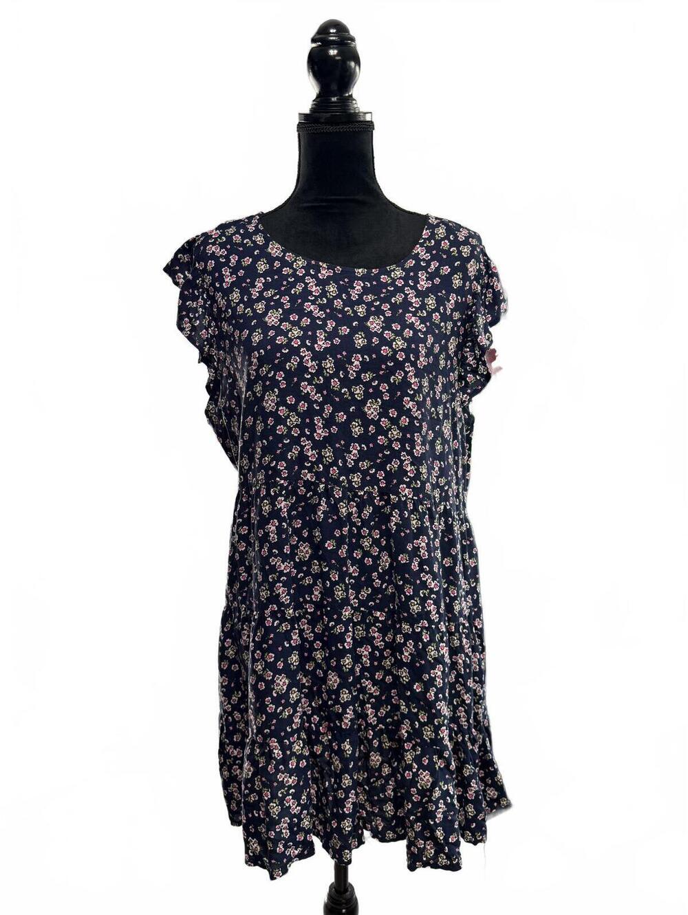 205 Collins Navy Blue Floral Blouse Short Sleeve Smocked Top Sz XL Cottagecore